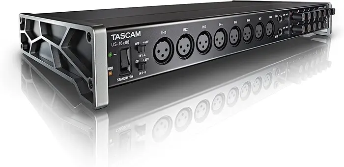 Interface Audio Tascam