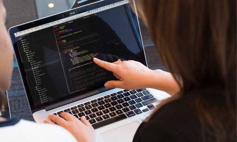 Les 7 Meilleurs Ordinateurs Portables pour la Programmation