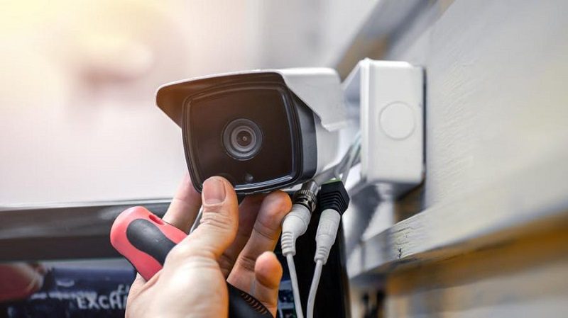 Pourquoi il est difficile d’installer facilement une caméra de sécurité 24/7 dans votre voiture